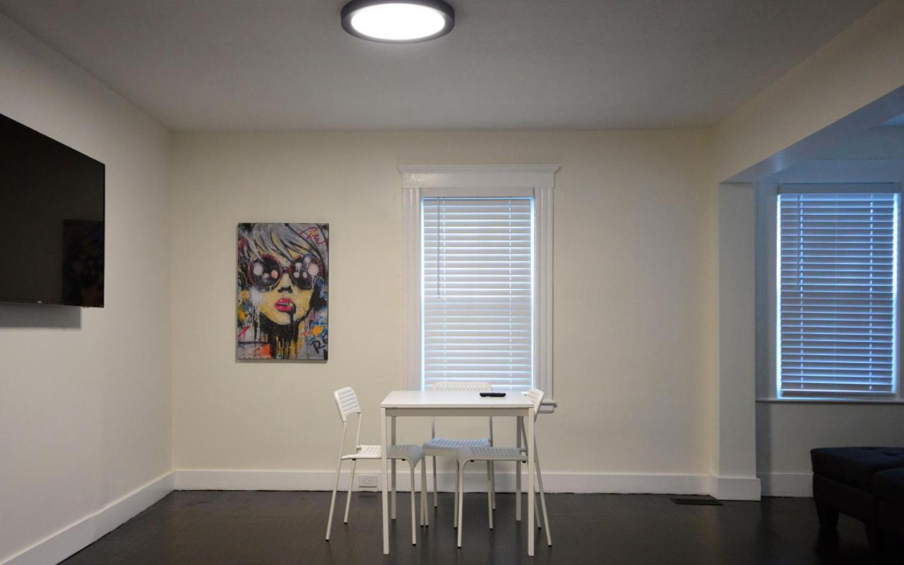 Modern Two Bedroom Condo - Boston Stoneham Extérieur photo